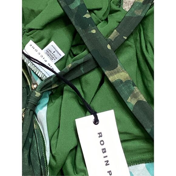 New. Robin Piccone Army camouflage plunge swimsuit. Regularly $168. Size 8 - Picture 11 of 14